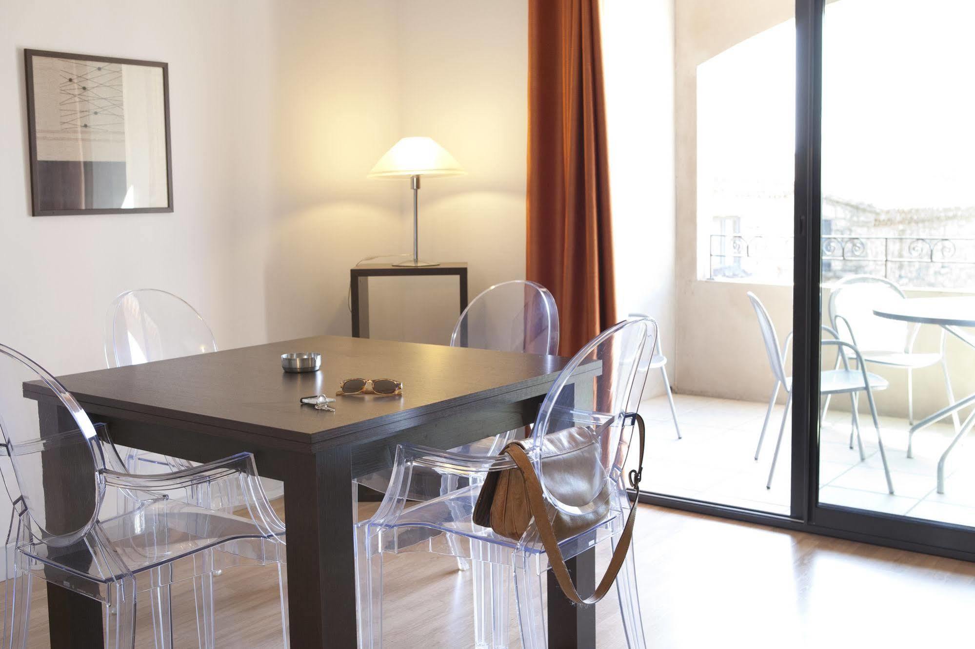 Mas De Valrugues Holifrance Aparthotel Saint-Remy-de-Provence Bagian luar foto