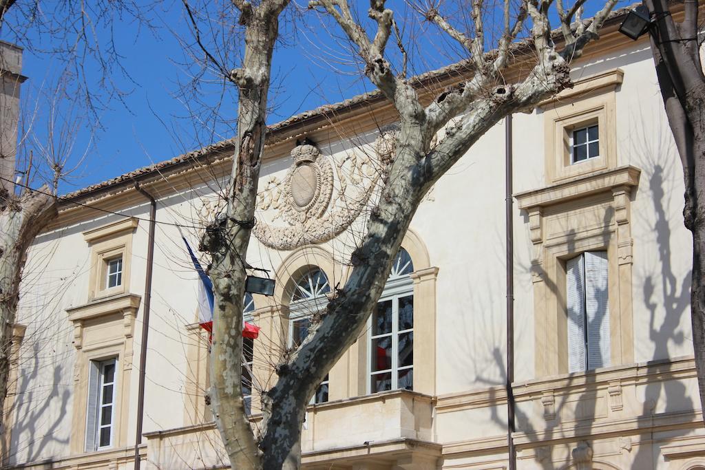 Mas De Valrugues Holifrance Aparthotel Saint-Remy-de-Provence Bagian luar foto
